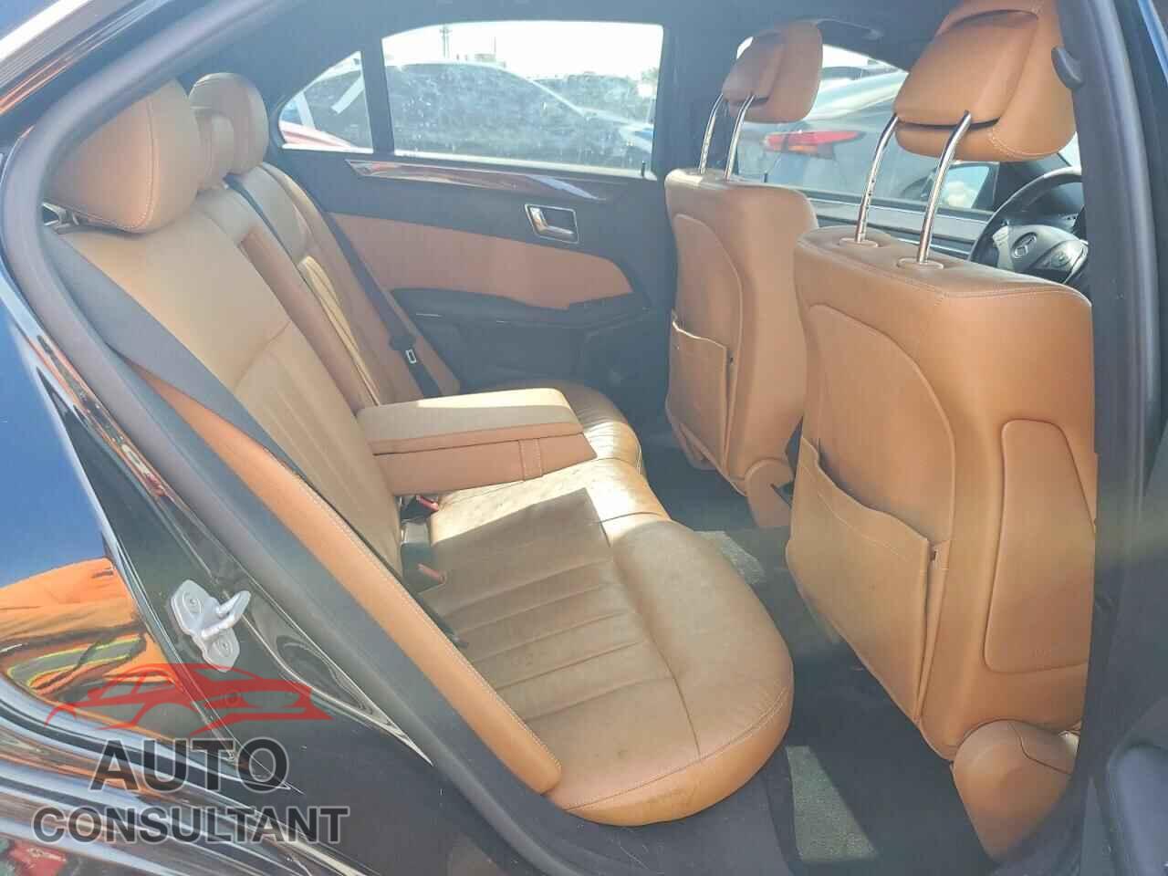 MERCEDES-BENZ E-CLASS 2011 - WDDHF5GB8BA427516
