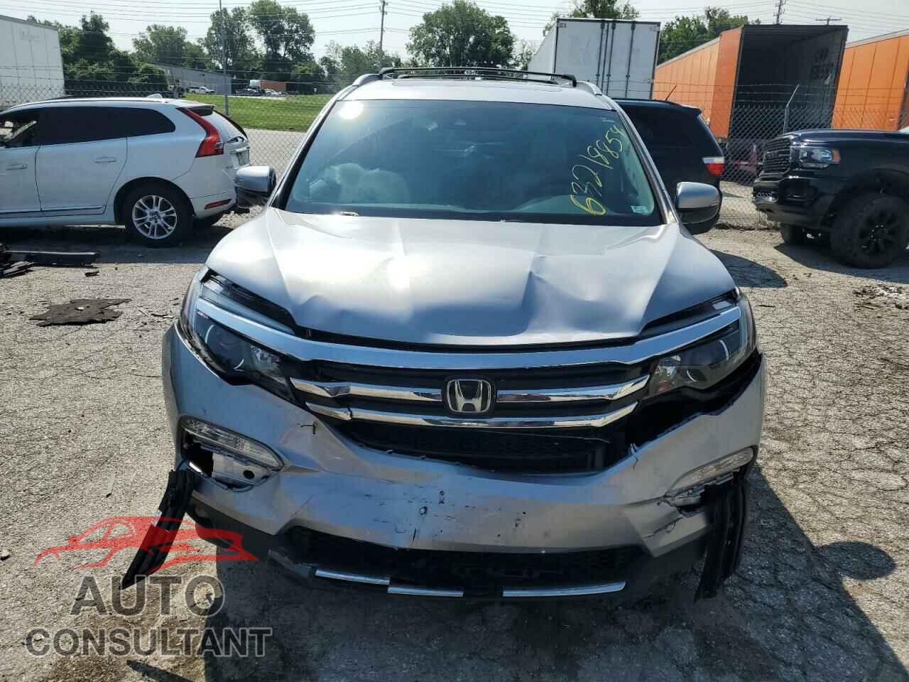 HONDA PILOT 2017 - 5FNYF6H93HB058835