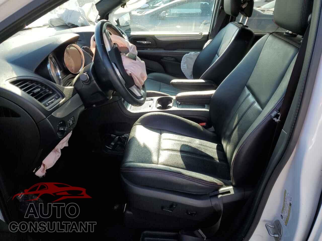 DODGE CARAVAN 2019 - 2C4RDGEG0KR677679