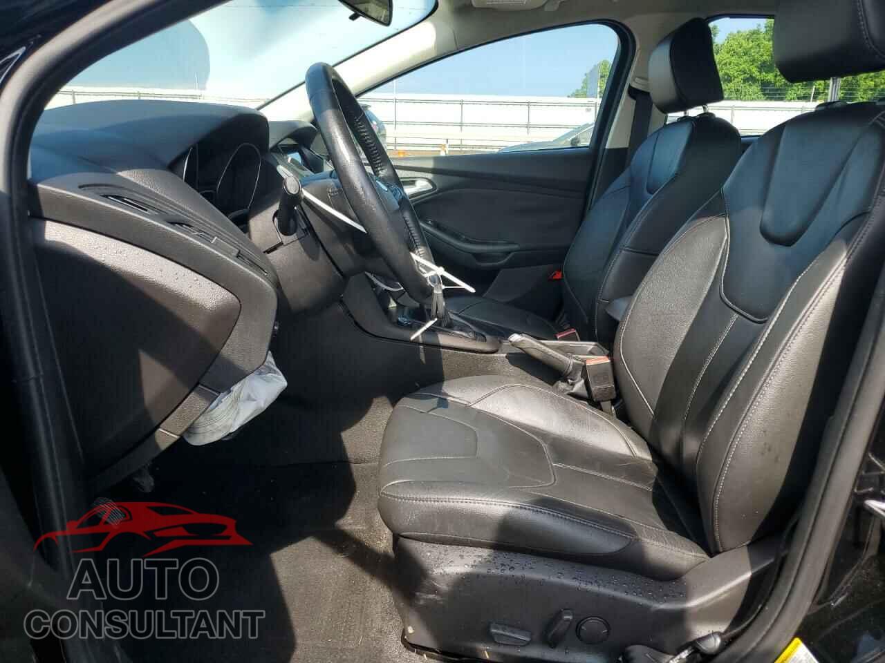 FORD FOCUS 2016 - 1FADP3F21GL228871