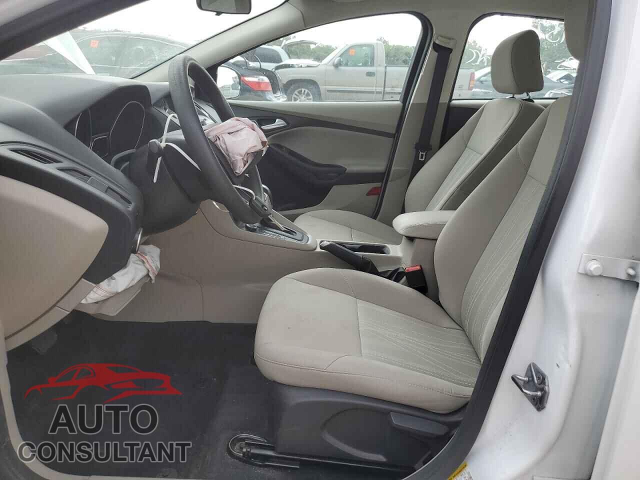 FORD FOCUS 2016 - 1FADP3F2XGL266714