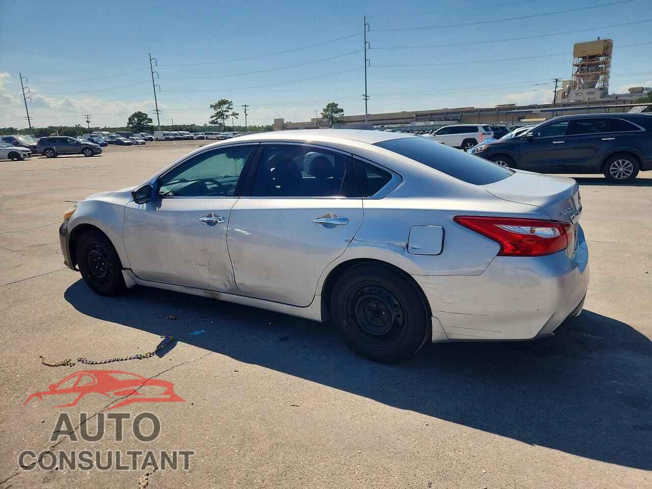 NISSAN ALTIMA 2017 - 1N4AL3AP1HC258357