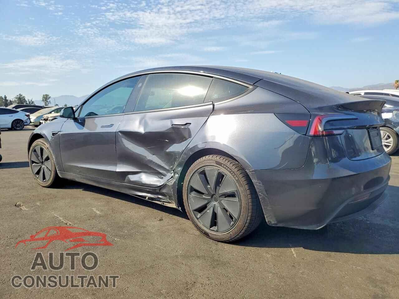 TESLA MODEL 3 2025 - 5YJ3E1EA9SF038188