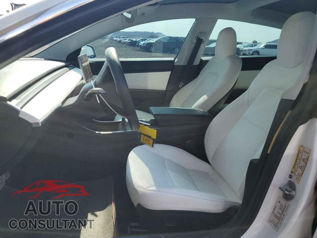 TESLA MODEL 3 2020 - 5YJ3E1EC1LF715043