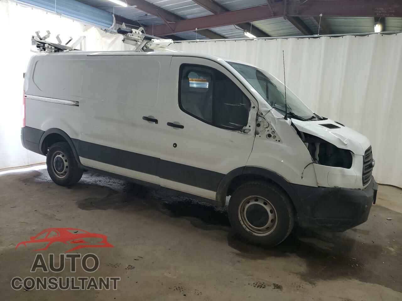 FORD TRANSIT 2019 - 1FTYR1YM8KKB63752