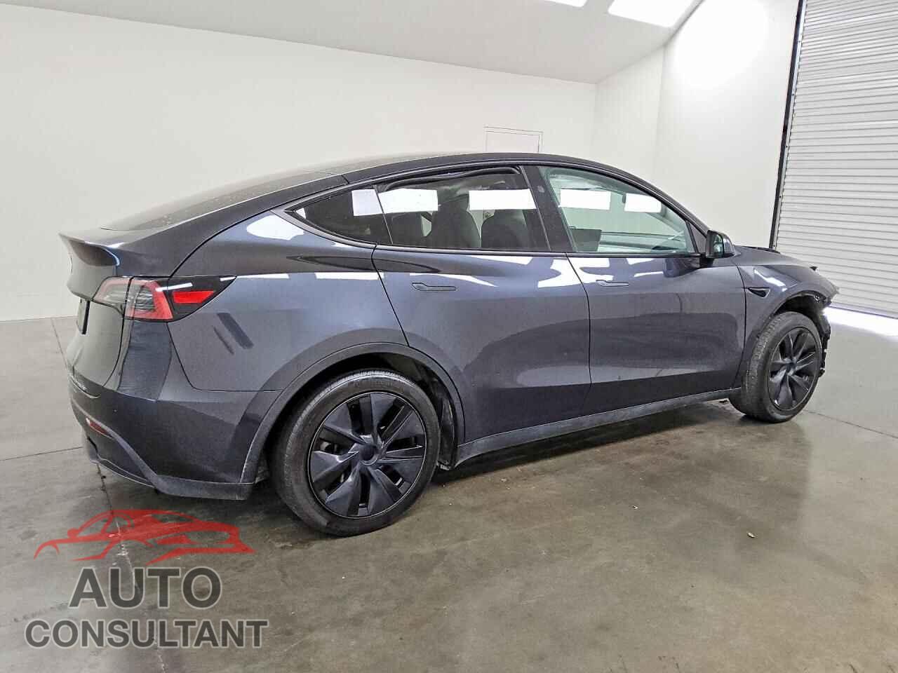 TESLA MODEL Y 2025 - 7SAYGDED6SF237231