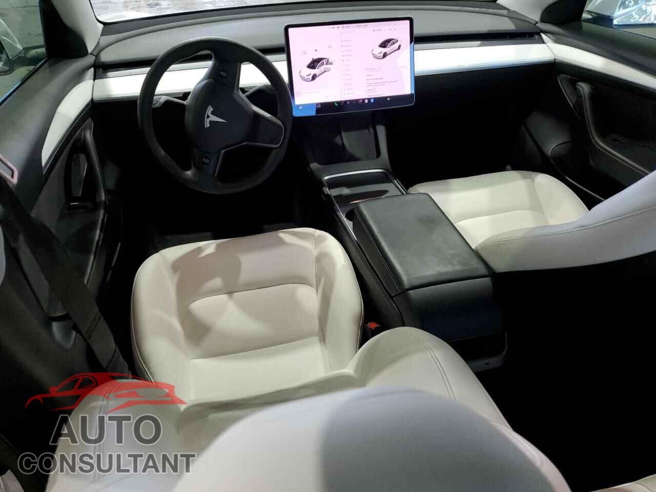 TESLA MODEL 3 2021 - 5YJ3E1EA2MF987584