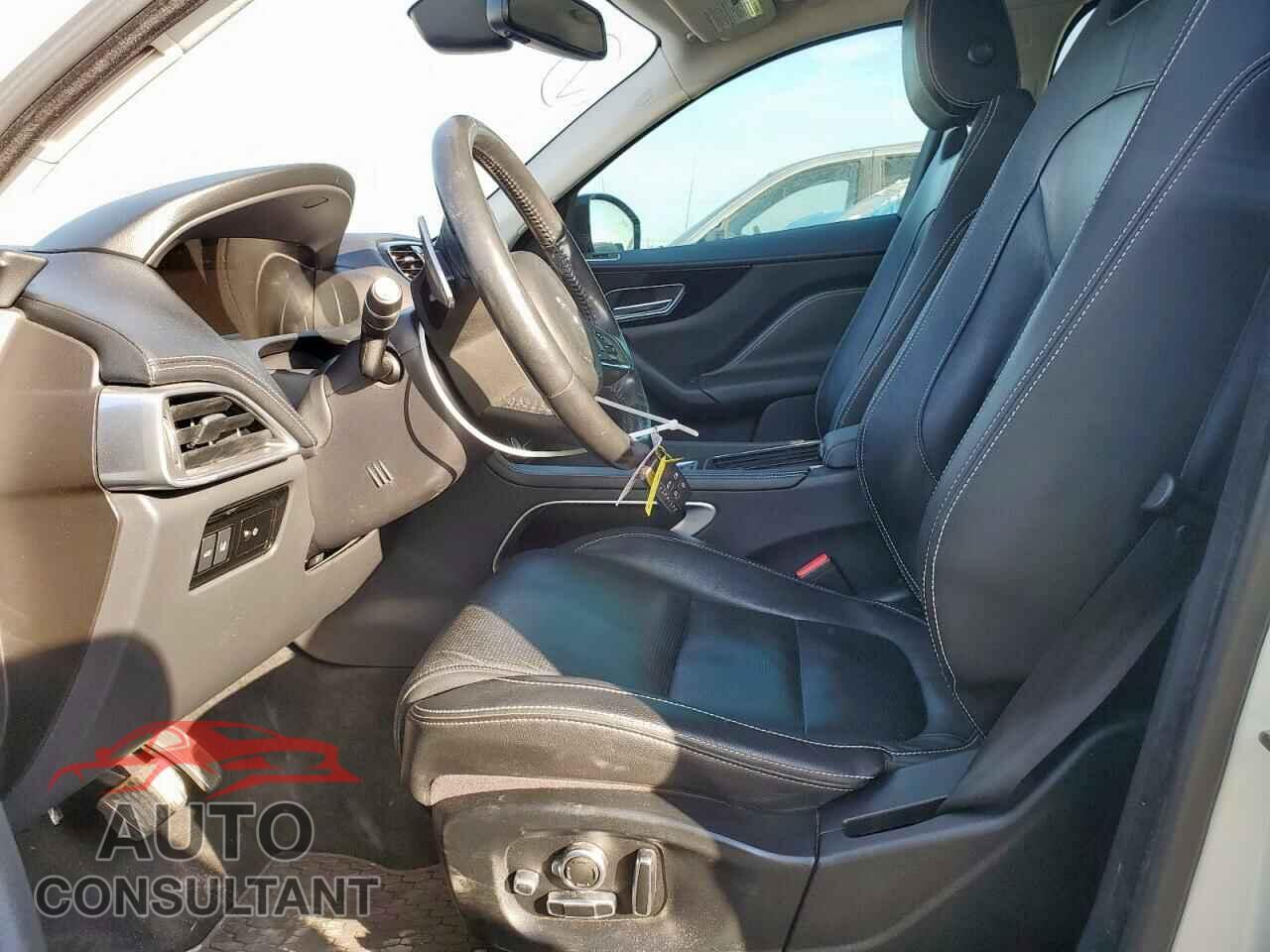 JAGUAR F-PACE 2018 - SADCL2EV3JA240843