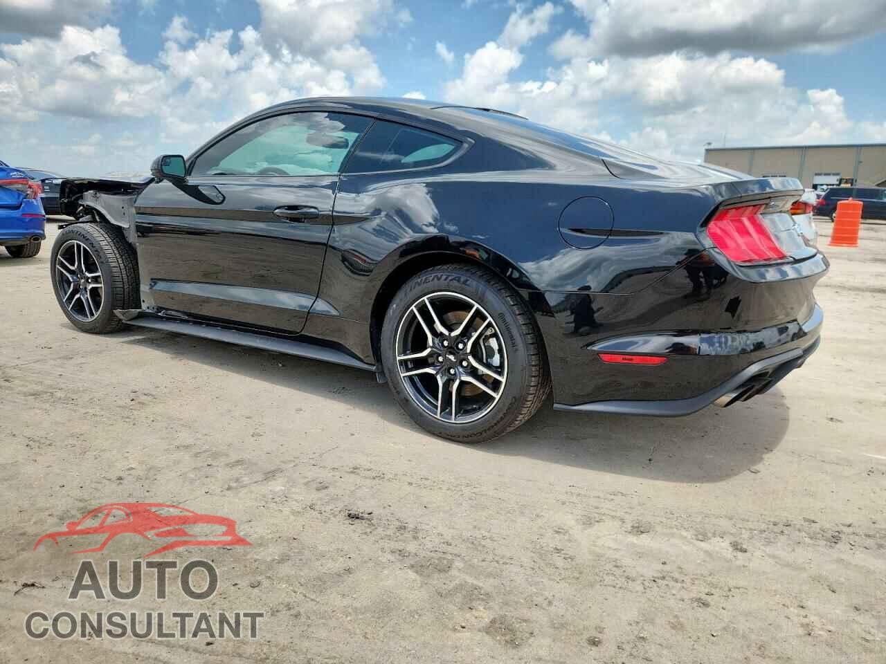 FORD MUSTANG 2018 - 1FA6P8CF5J5117006