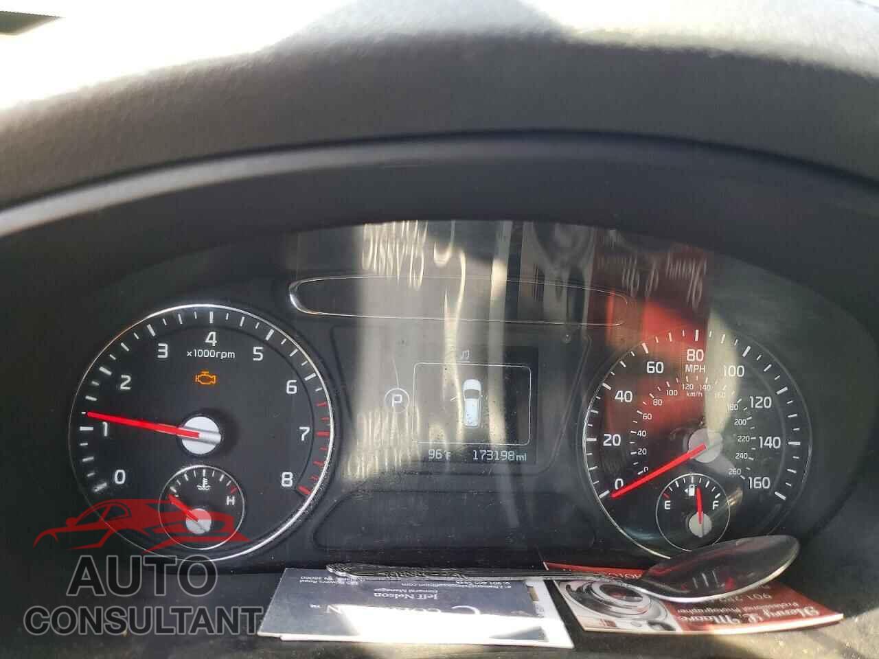 KIA SORENTO 2017 - 5XYPGDA59HG220125