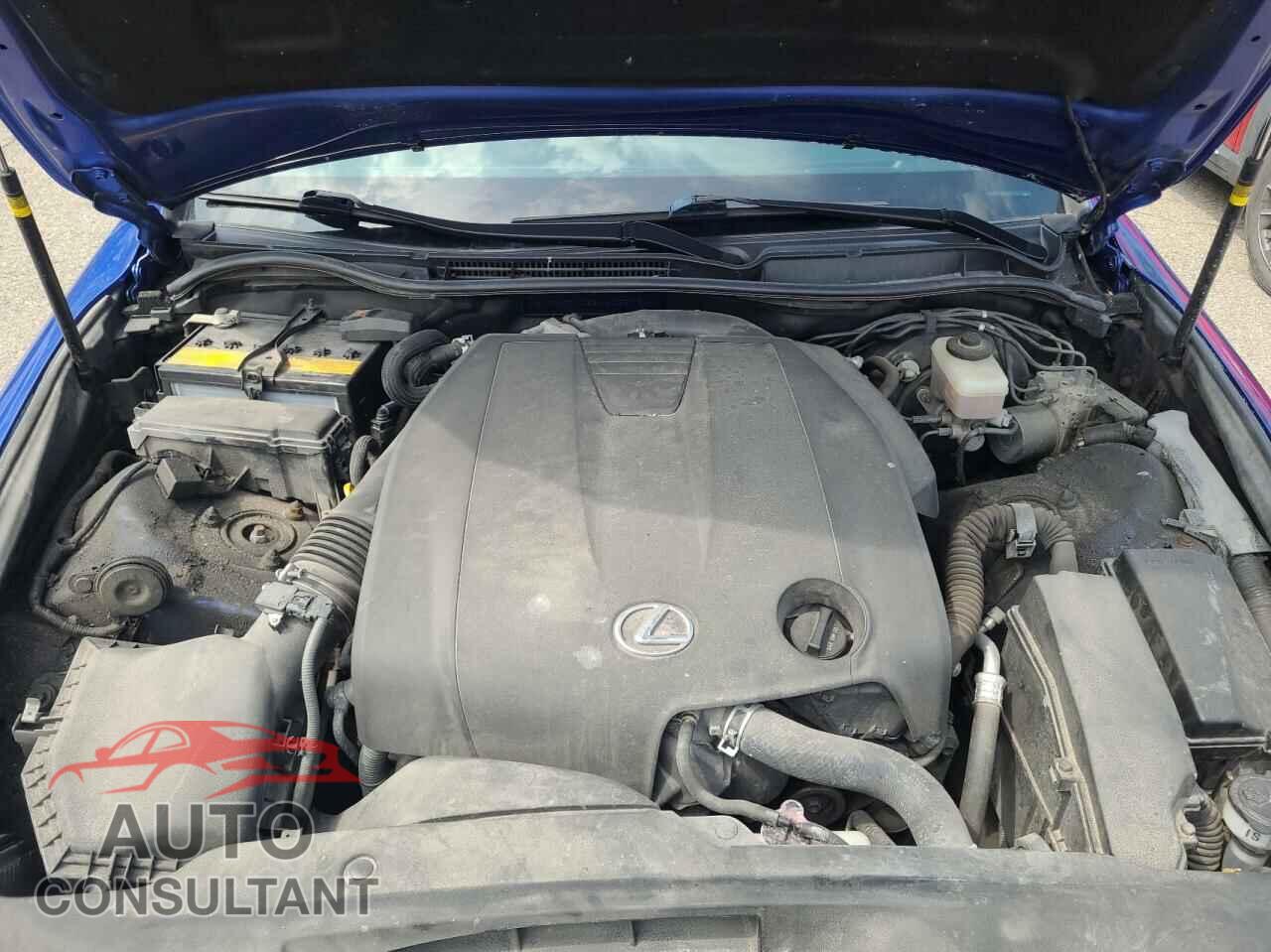 LEXUS IS 2015 - JTHCF1D28F5025784