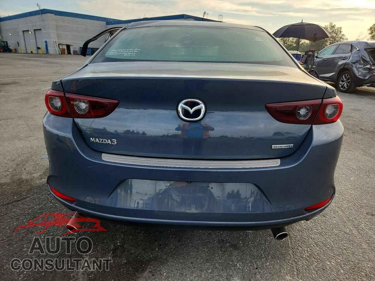 MAZDA 3 2023 - 3MZBPACM6PM377431