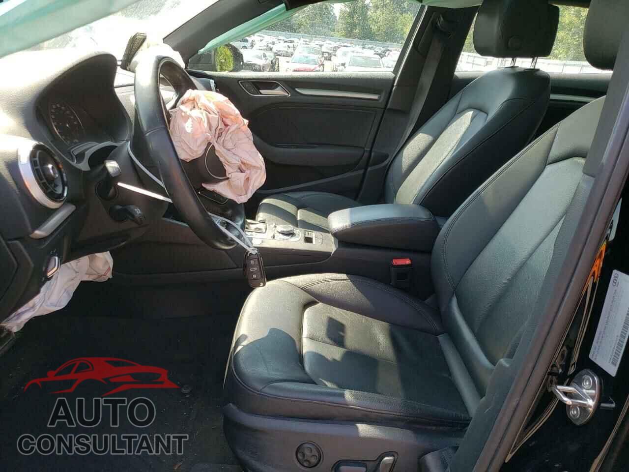 AUDI A3 2017 - WAUAUGFFXH1025679
