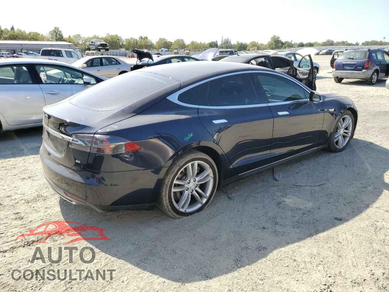 TESLA MODEL S 2014 - 5YJSA1H13EFP45956