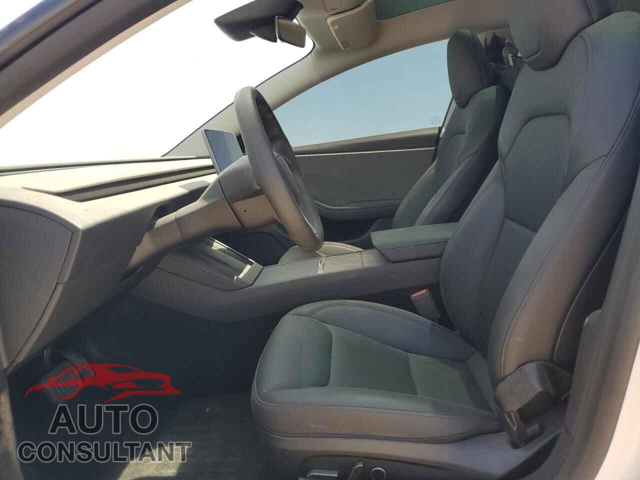 TESLA MODEL 3 2025 - 5YJ3E1EA7SF922100