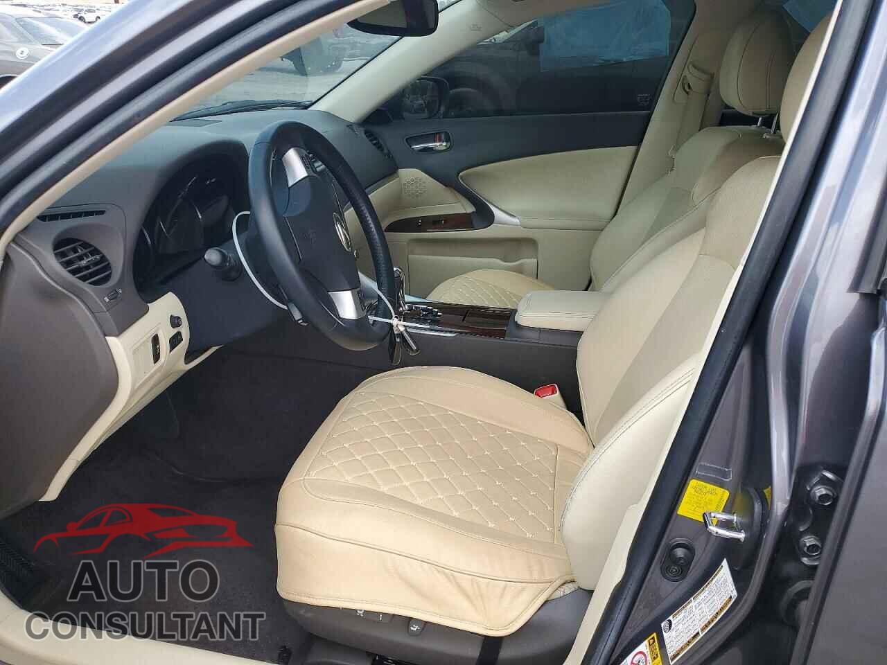 LEXUS IS 2012 - JTHBF5C26C5170158