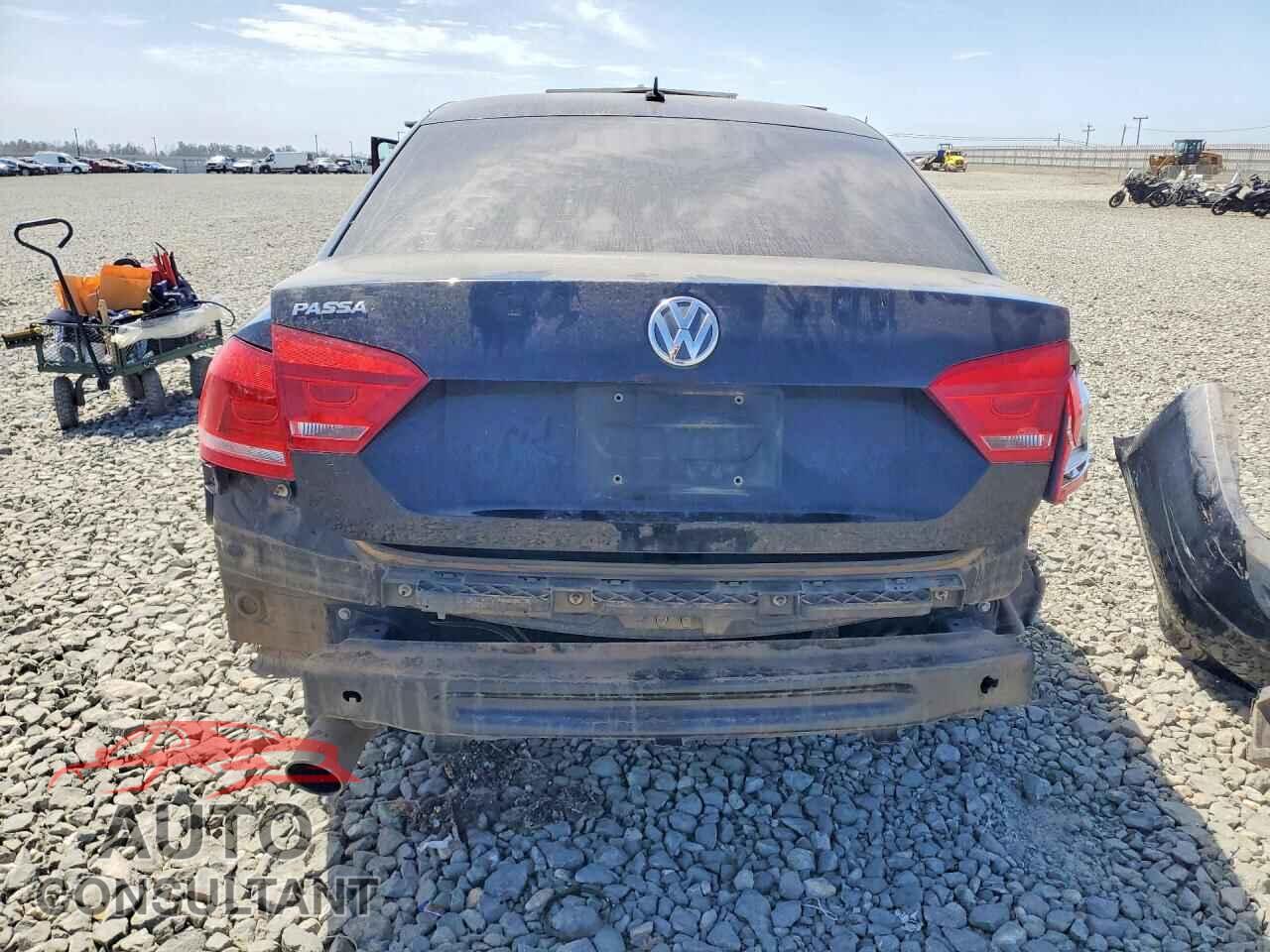 VOLKSWAGEN PASSAT 2014 - 1VWAH7A36EC007214