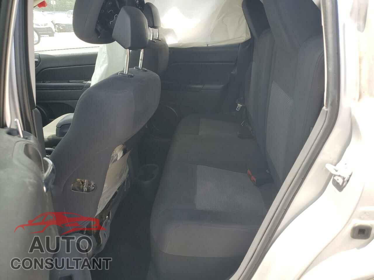 JEEP COMPASS 2011 - 1J4NT1FA9BD236624
