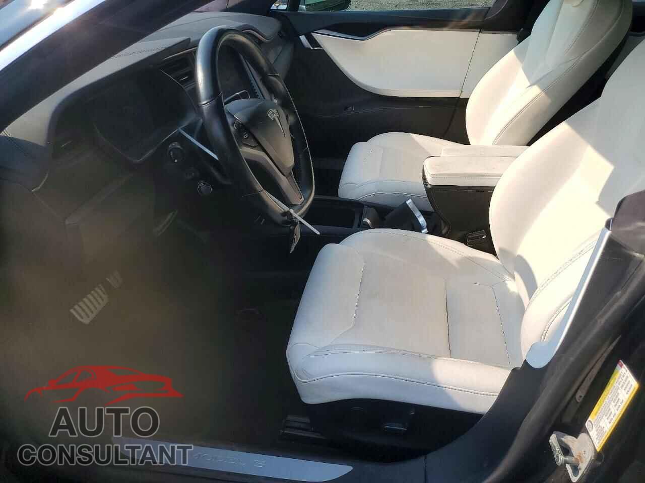 TESLA MODEL S 2018 - 5YJSA1E21JF287146