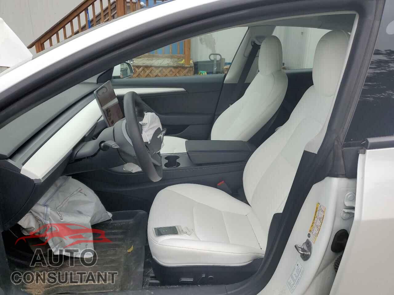 TESLA MODEL 3 2021 - 5YJ3E1EB0MF990279