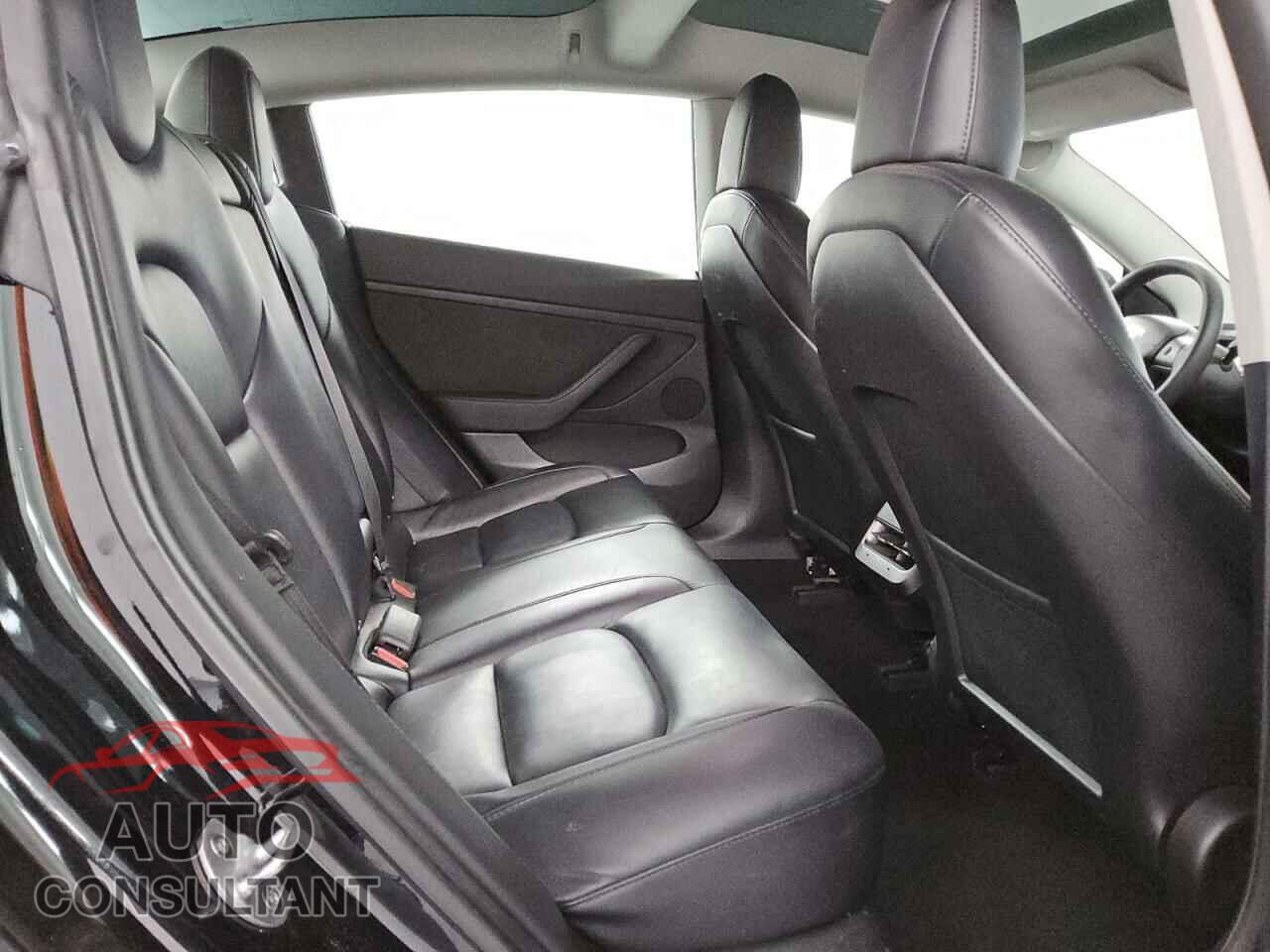 TESLA MODEL 3 2022 - 5YJ3E1EA2NF288019