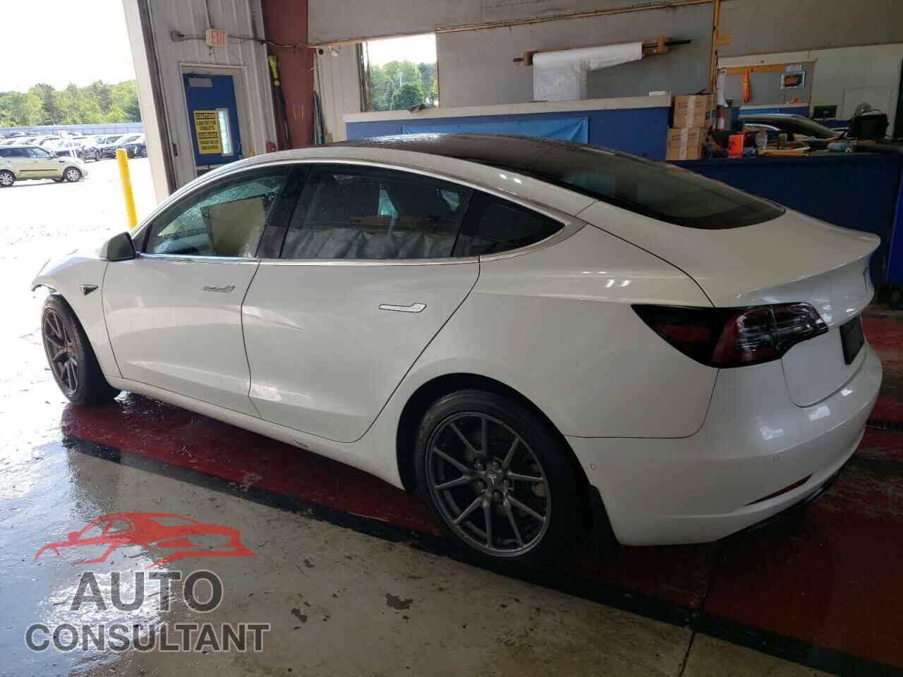 TESLA MODEL 3 2020 - 5YJ3E1EB0LF618052