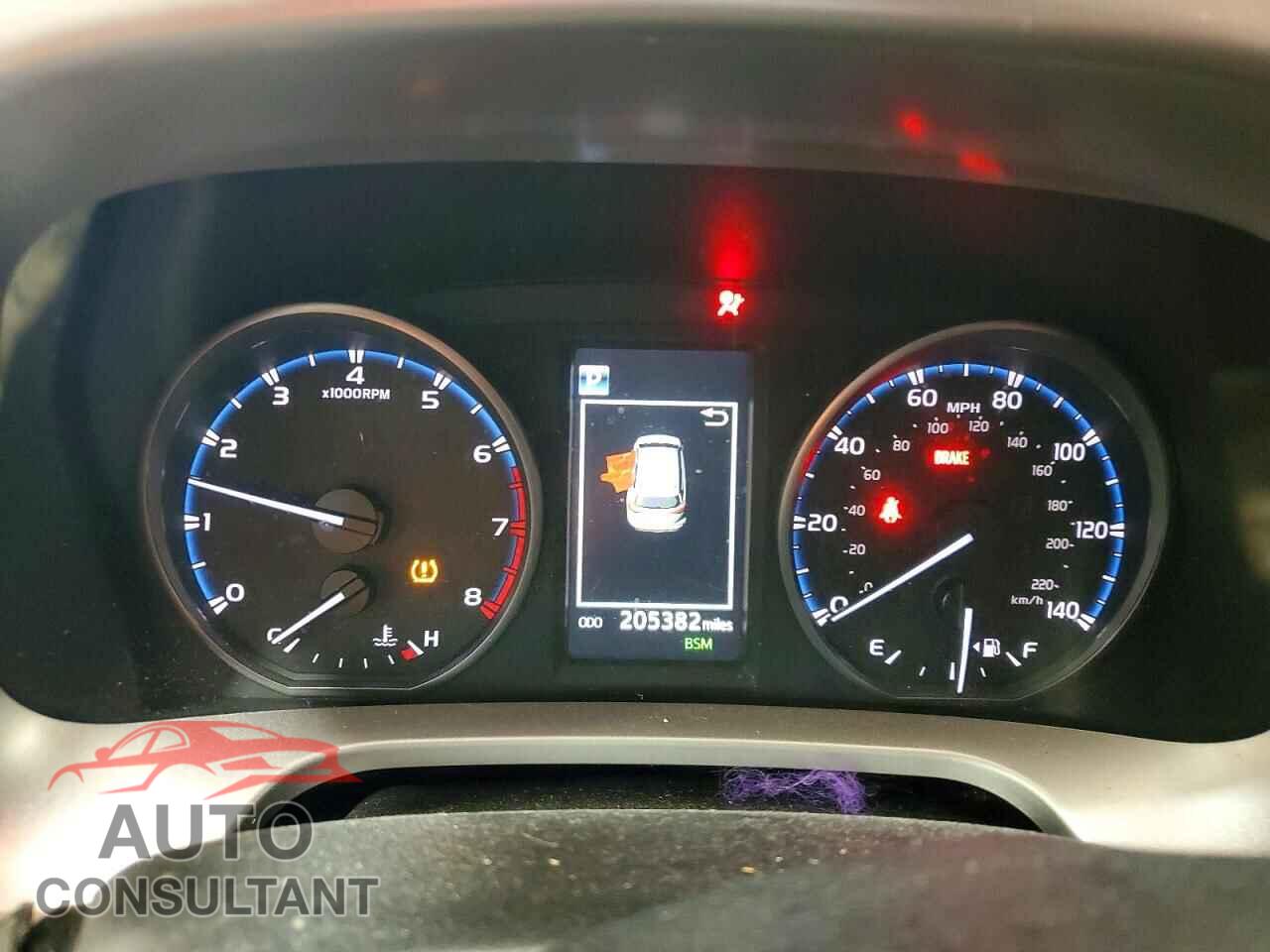 TOYOTA RAV4 2018 - JTMRFREV3JD224954