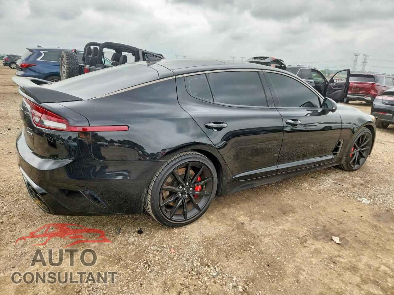 KIA STINGER 2022 - KNAE55LC2N6104954