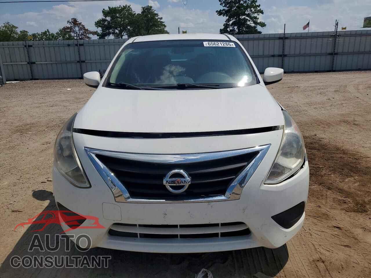 NISSAN VERSA 2019 - 3N1CN7AP3KL846960