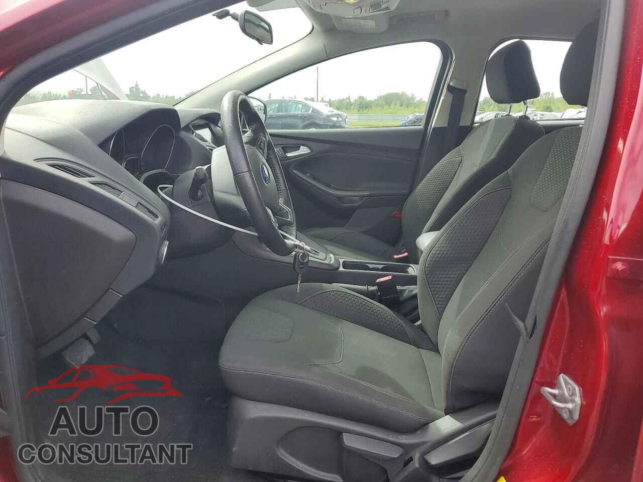 FORD FOCUS 2016 - 1FADP3K2XGL366334