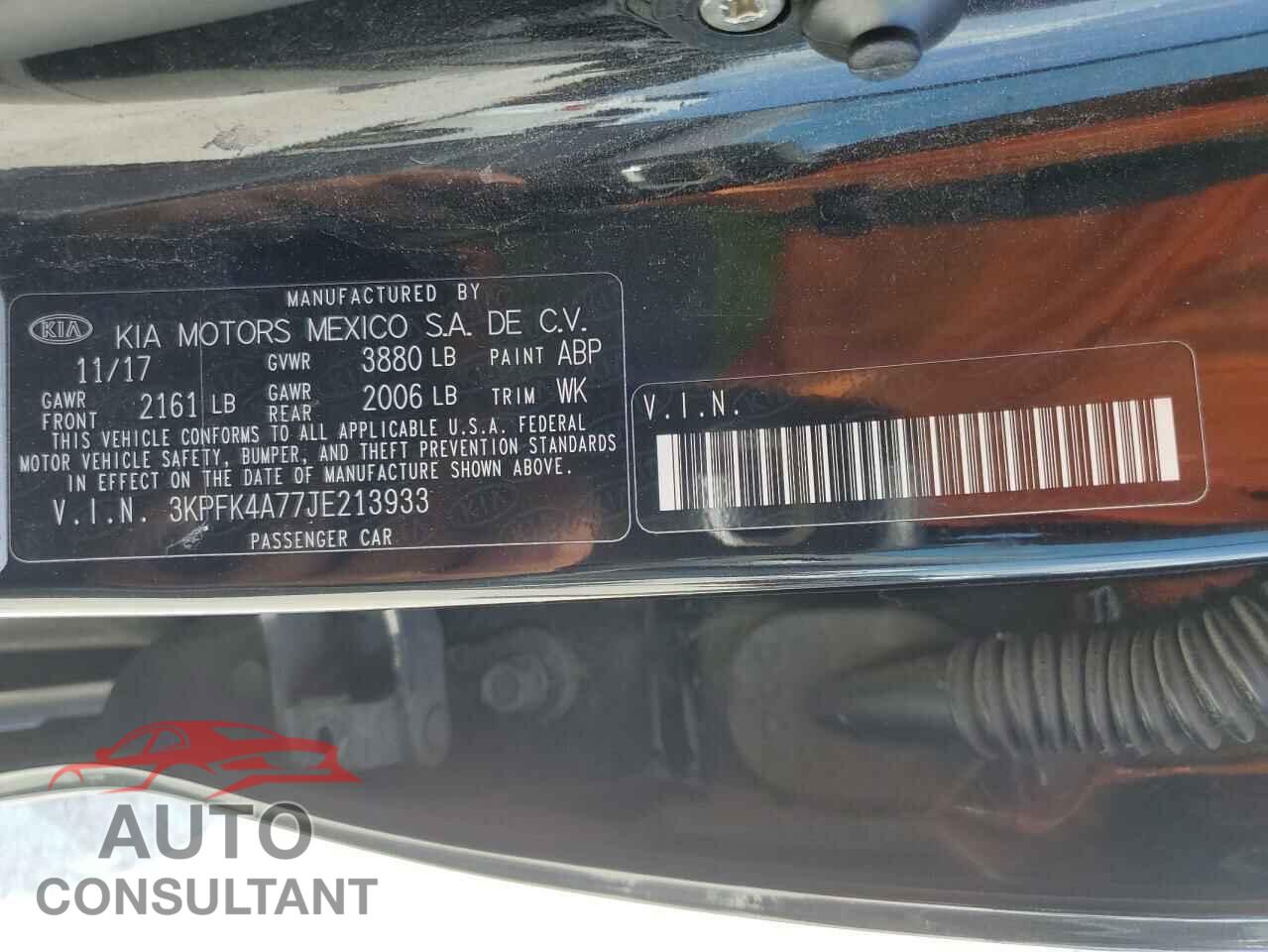 KIA FORTE 2018 - 3KPFK4A77JE213933