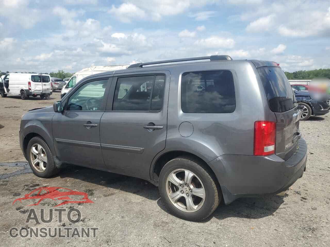 HONDA PILOT 2012 - 5FNYF4H77CB005597