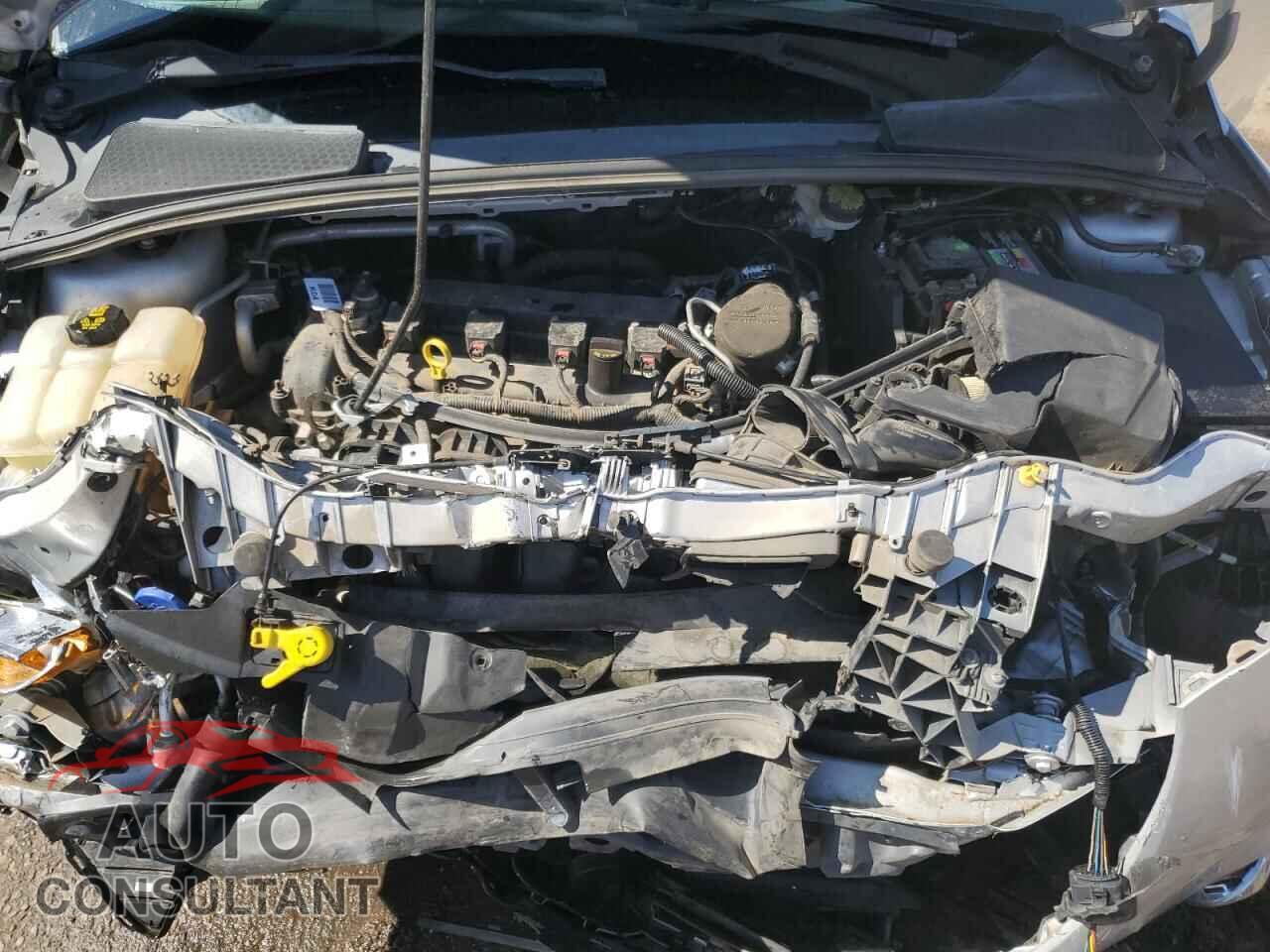 FORD FOCUS 2014 - 1FADP3F23EL447327