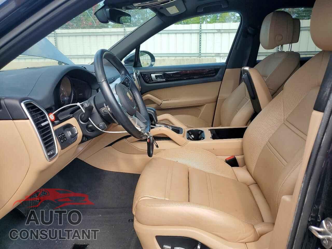 PORSCHE CAYENNE 2021 - WP1AA2AY1MDA01575