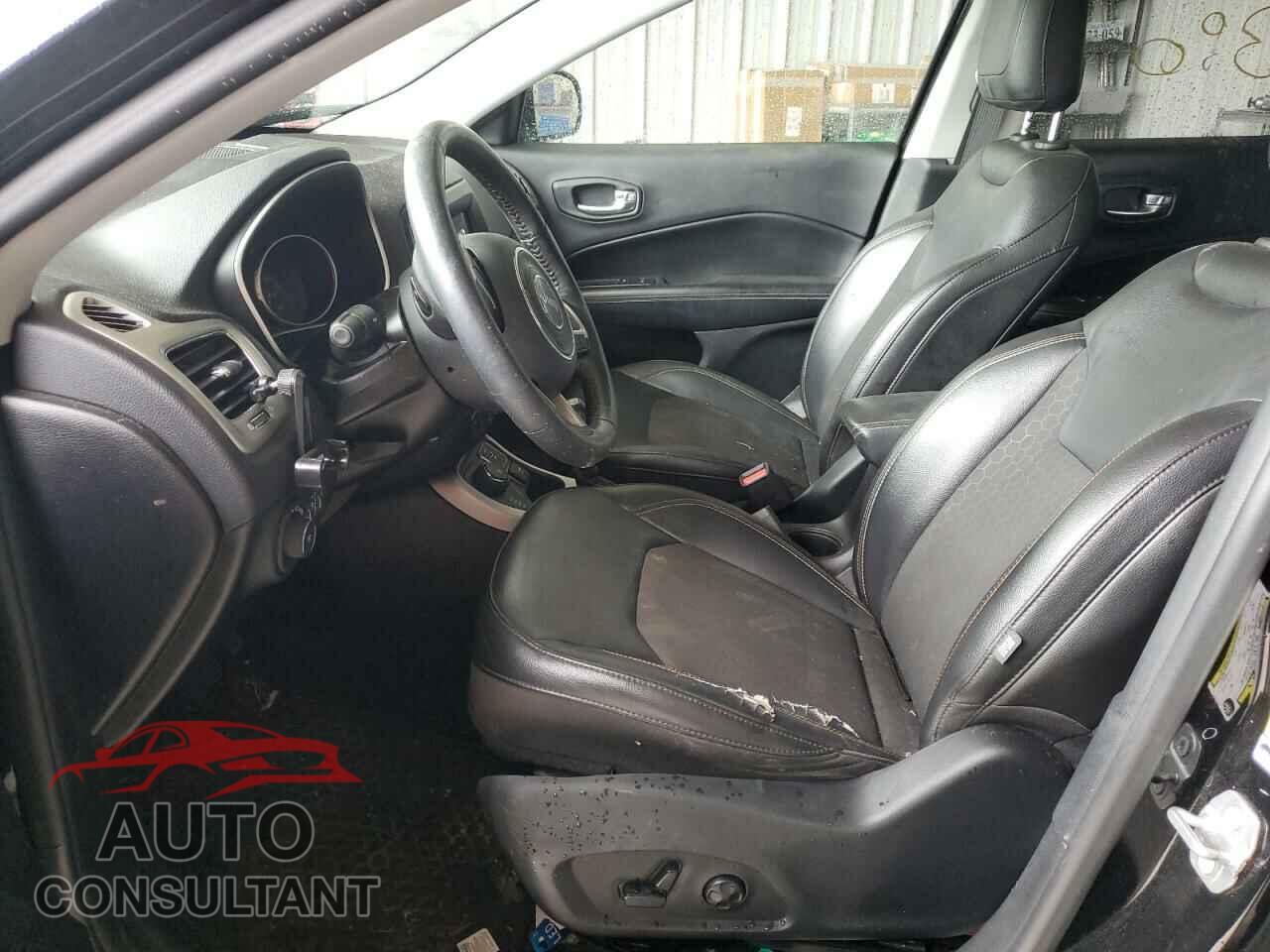JEEP COMPASS 2019 - 3C4NJDBB0KT656083