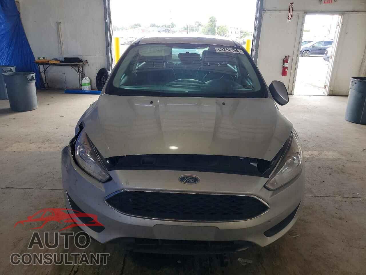 FORD FOCUS 2018 - 1FADP3F22JL267377