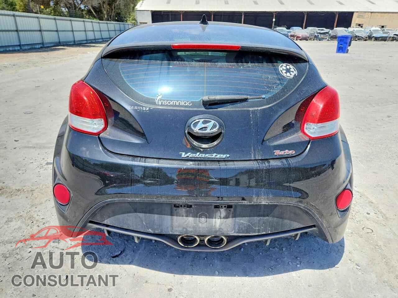 HYUNDAI VELOSTER 2013 - KMHTC6AE2DU102573