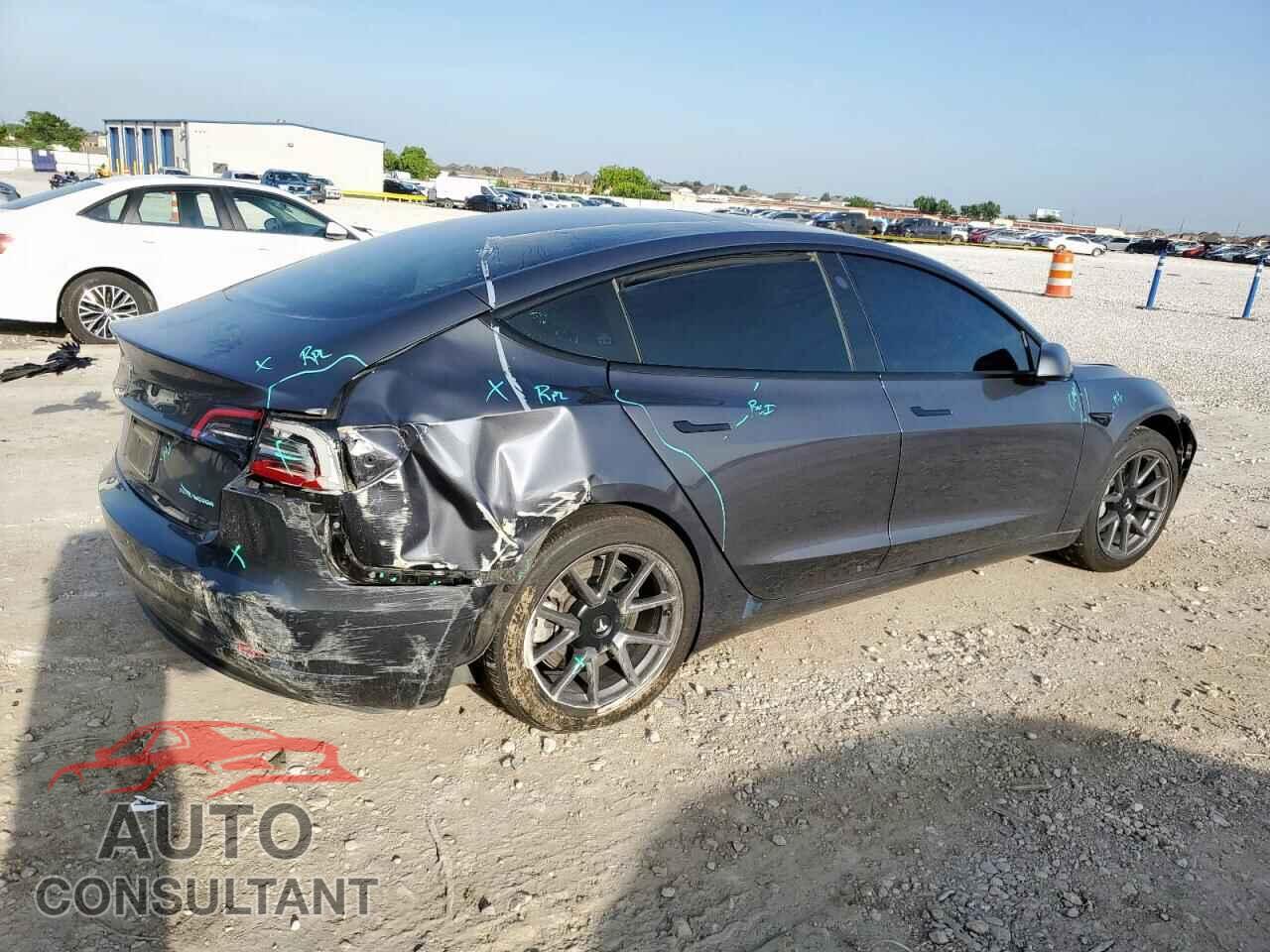 TESLA MODEL 3 2023 - 5YJ3E1EB8PF659129