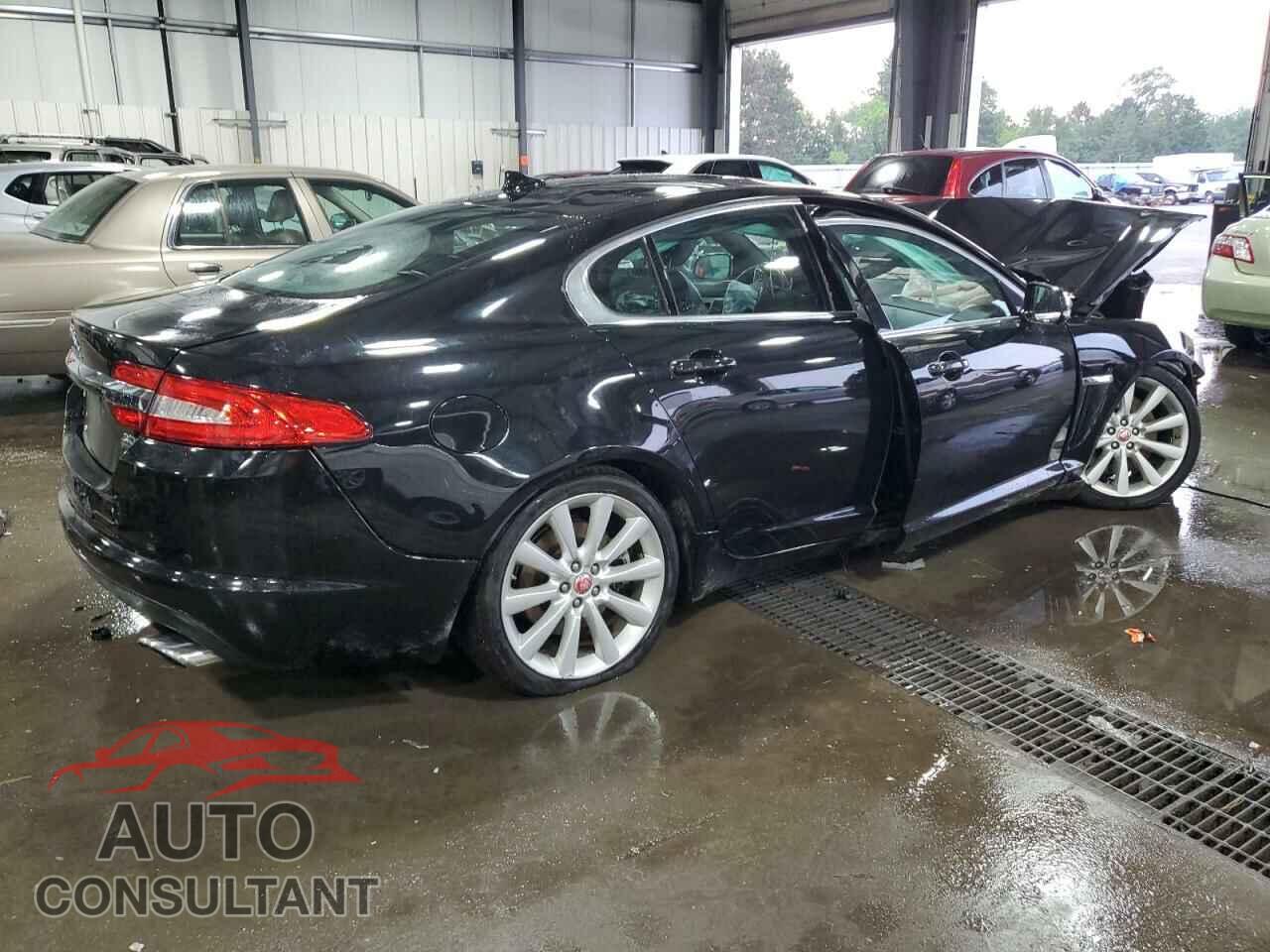 JAGUAR XF 2014 - SAJWJ0EF4E8U18740