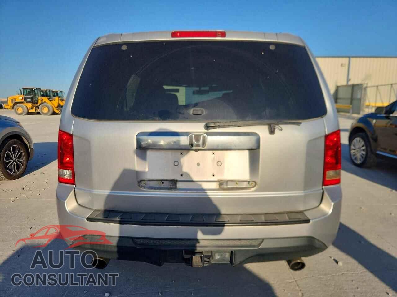 HONDA PILOT 2013 - 5FNYF3H55DB031822