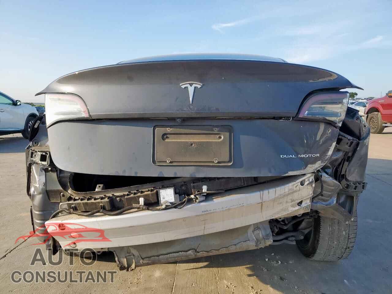 TESLA MODEL 3 2022 - 5YJ3E1EB5NF204817