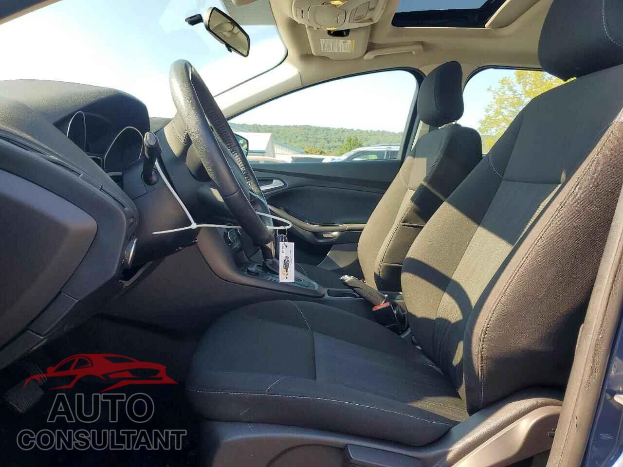 FORD FOCUS 2018 - 1FADP3M26JL226169