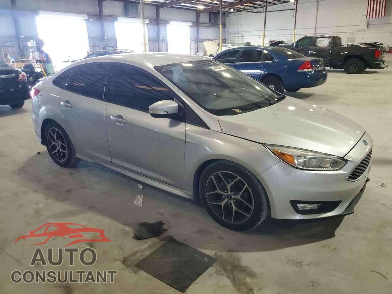 FORD FOCUS 2015 - 1FADP3F23FL286088