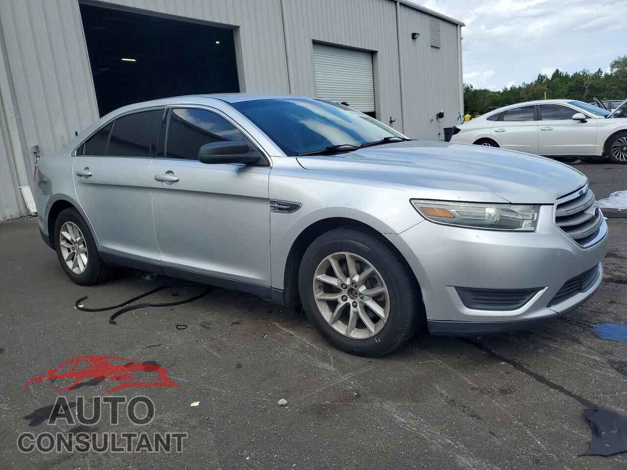 FORD TAURUS 2013 - 1FAHP2D8XDG181685