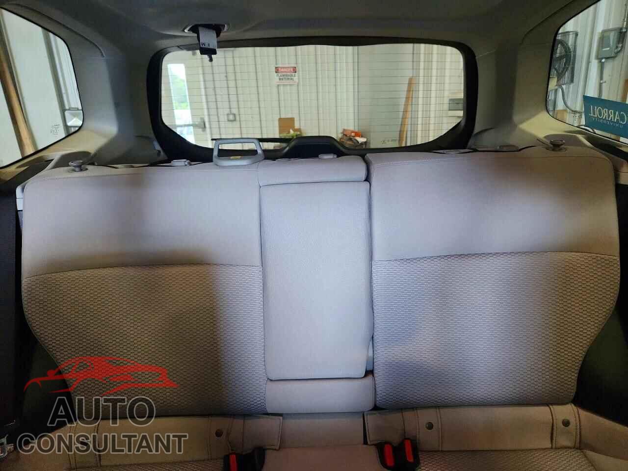 SUBARU FORESTER 2017 - JF2SJAEC4HH569110