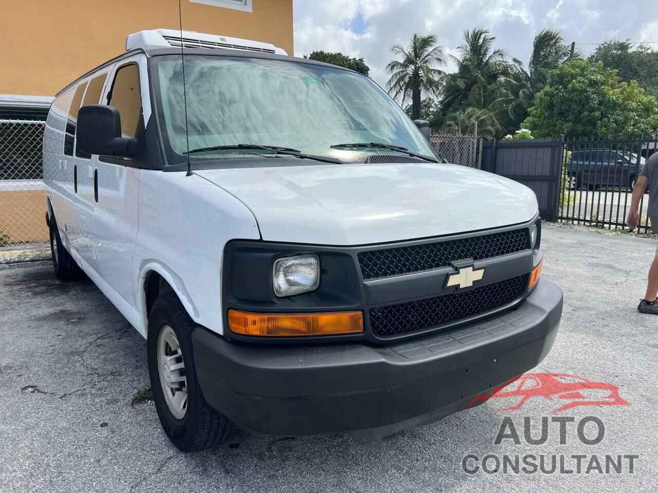 CHEVROLET EXPRESS 2016 - 1GCWGBFF8G1140475