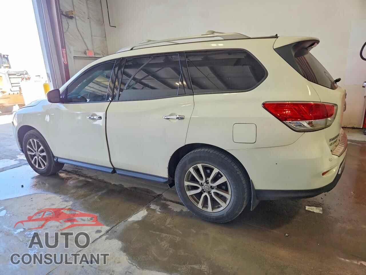 NISSAN PATHFINDER 2015 - 5N1AR2MM7FC688729