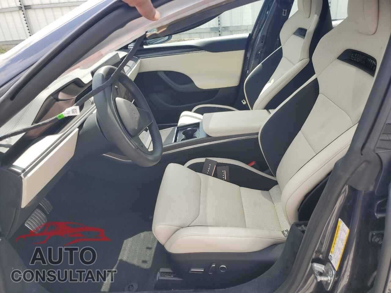 TESLA MODEL S 2024 - 5YJSA1E65RF546154