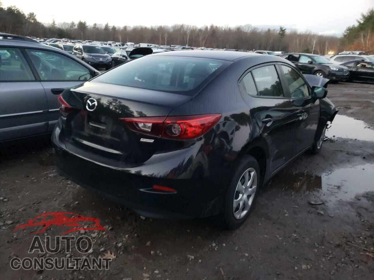MAZDA 3 2018 - 3MZBN1U77JM229908