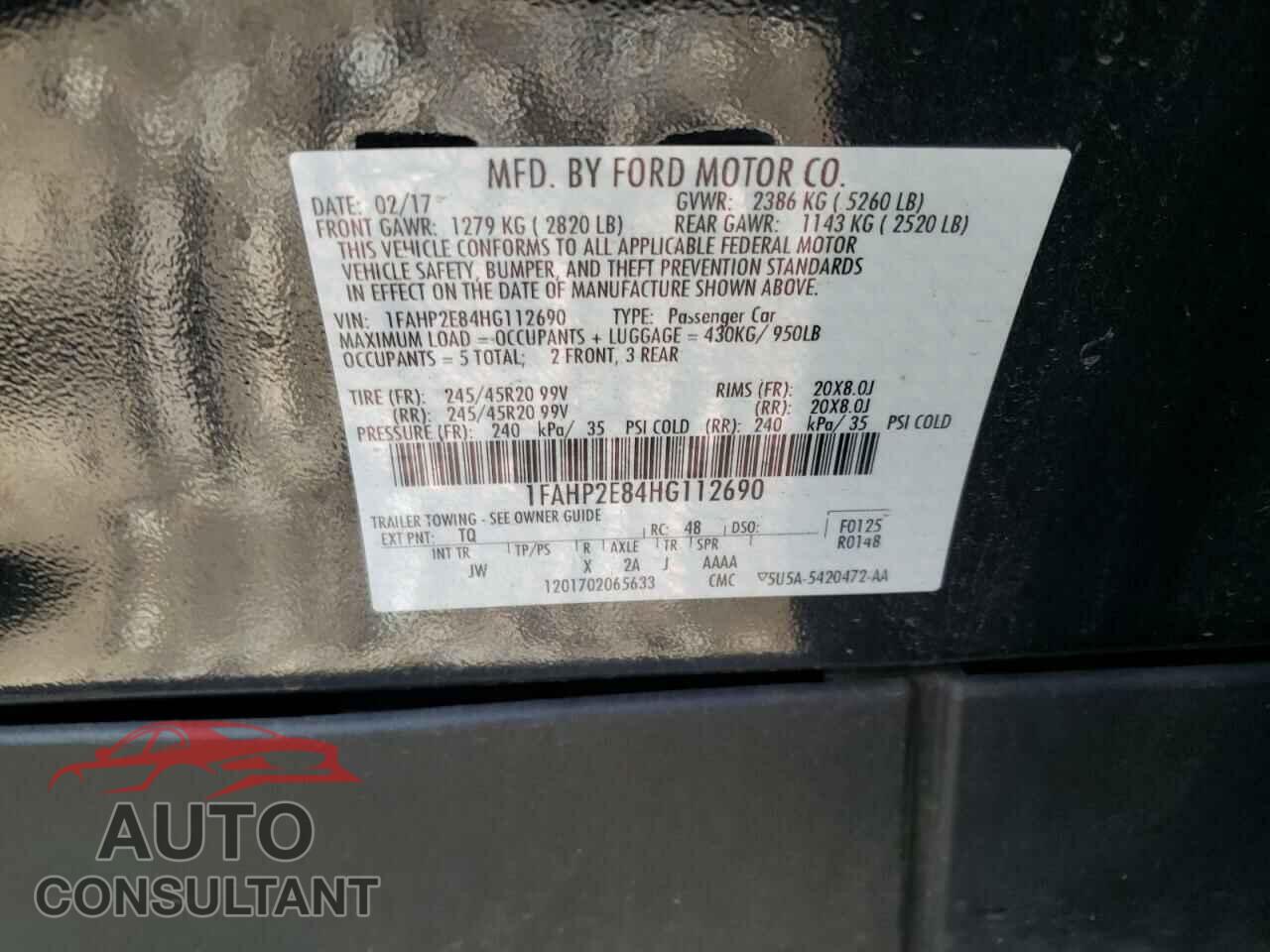 FORD TAURUS 2017 - 1FAHP2E84HG112690